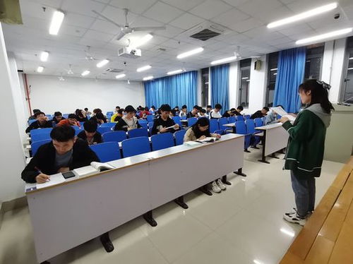 學黨史，正學風，聚能量 計算機與通信工程學院持續開展通訊工程專業晚自習活動